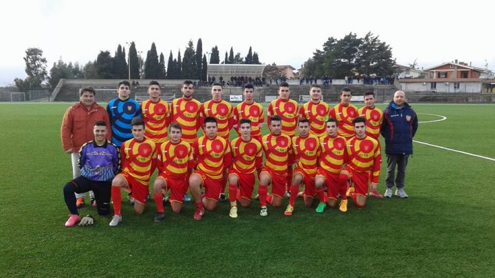 CALCIO JUNIORES REGIONALE: LA CAPOLISTA GHILARZA QUESTO POMERIGGIO A SAMUGHEO 23-01-2016