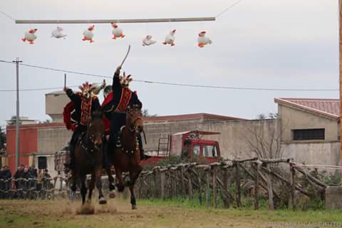 GRANDE SUCCESSO AD ABBASANTA PER “SA CURSA A SA PUDDA”