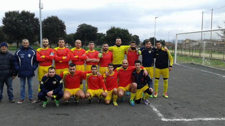 CALCIO 2° CATEGORIA: DOPPIETTA DI CROBU AL SOS PARIS E IL SEDILO SI TIENE STRETTO IL SECONDO POSTO. PAREGGIO IN ZONA RECUPERO PER LA PAULESE CHE PERDEVA 3-1 CON IL CUGLIERI