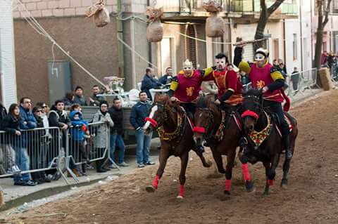 CARNEVALE PAULESE A CAVALLO PAULILATINO 13/14 FEBBRAIO 2016 CARNEVALE PAULESE A CAVALLO PAULILATINO 13/14 FEBBRAIO 2016