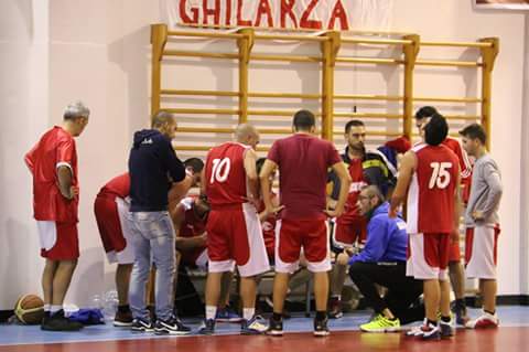 PALLACANESTRO PROMOZIONE: UN GRANDE PUBBLICO SPINGE IL BASKET GHILARZA ALLA VITTORIA NEL DERBY CON IL MACOMER