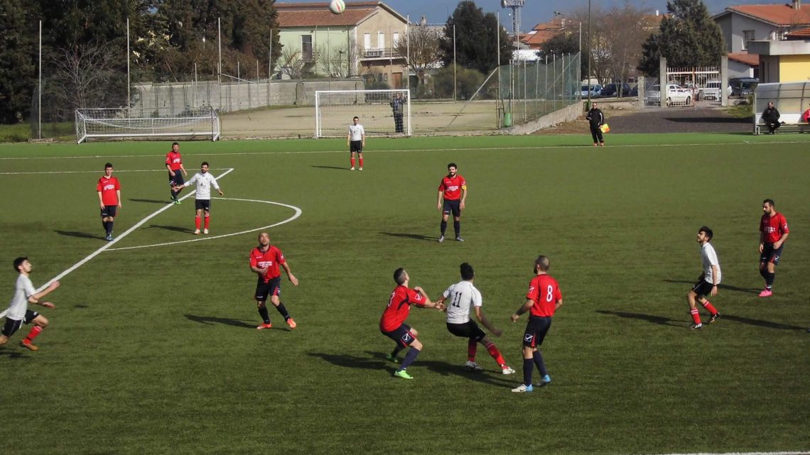 CALCIO 1° CATEGORIA: L’ABBASANTA RITORNA ALLA VITTORIA SUPERANDO IL BORORE PER 3 a 2