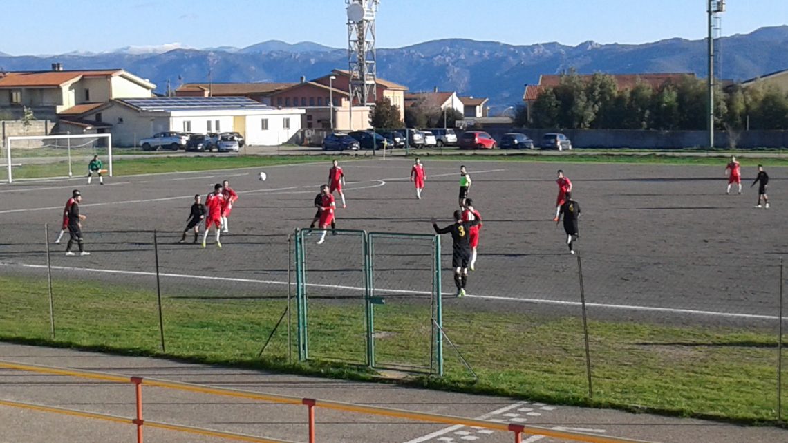 Calcio 1a Categoria C. Un Sedilo sfortunato trova la sconfitta contro una cinica Oristanese. Pari più giusto.