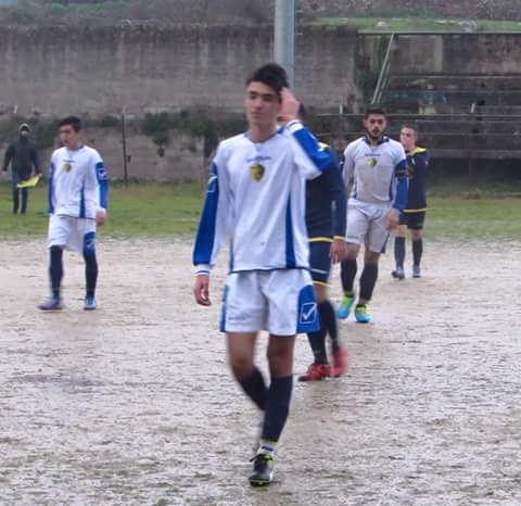 Calcio 2a Categoria Girone H. Nota lieta per esordio del figlio d’arte Marco Deidda nella stagione sfortunata della Busachese Calcio 2a Categoria Girone H. Nota lieta per esordio del figlio d’arte Marco Deidda nella stagione sfortunata della Busachese