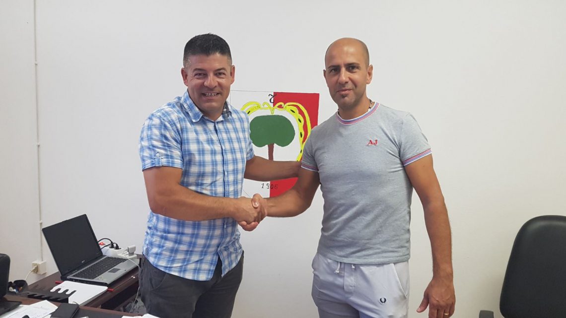 Ultimora calcio Promozione B. La Tharros esonera il tecnico Andrea Contini Ultimora calcio Promozione B. La Tharros esonera il tecnico Andrea Contini