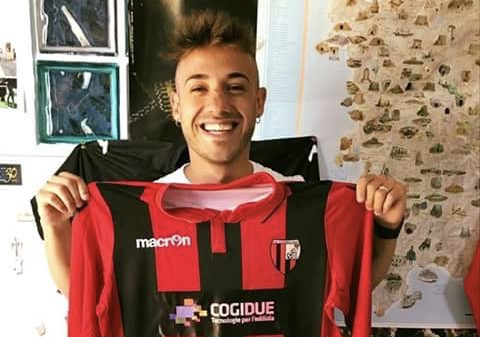 Calcio Eccellenza. Le squadre al via: martedì 8 Agosto Prastaro suona l’adunata Calcio Eccellenza. Le squadre al via: martedì 8 Agosto Prastaro suona l’adunata