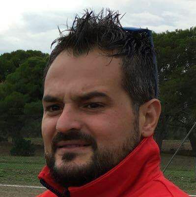 Calcio 2a Categoria. Il Colonia Julia Usellus si affida al mister Simone Musu Calcio 2a Categoria. Il Colonia Julia Usellus si affida al mister Simone Musu
