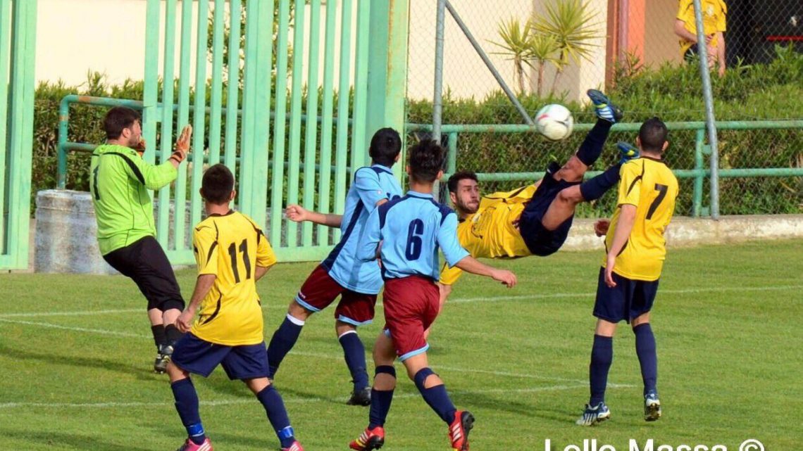 Calcio 1a Categoria girone C. Il Mogoro mette…la Freccia e incamera i primi 3 punti della stagione