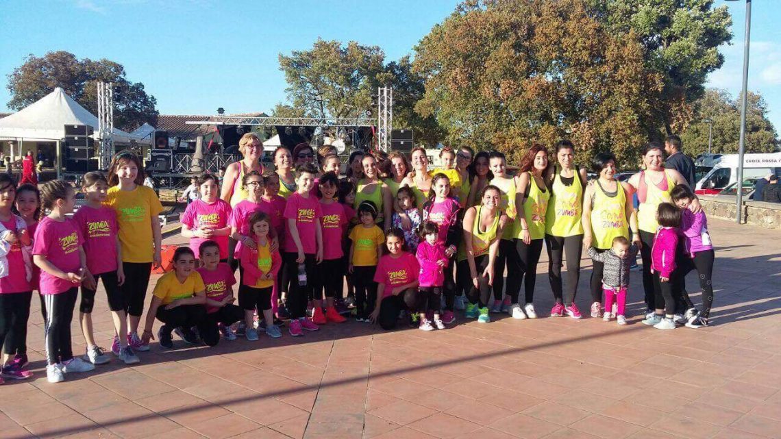 Zumba che passione! A Ghilarza si può con i corsi dell’istruttrice Elisabetta Sanna Zumba che passione! A Ghilarza si può con i corsi dell’istruttrice Elisabetta Sanna