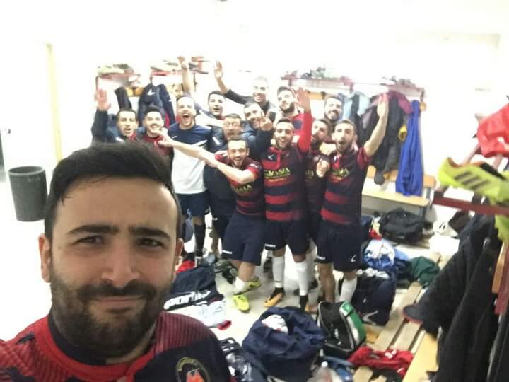 Calcio 2a Categoria F. Il Monterra vince il recupero con la Folgore e balza al secondo posto Calcio 2a Categoria F. Il Monterra vince il recupero con la Folgore e balza al secondo posto