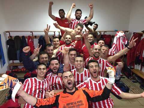 Selfie GuilcerSport. Il “miracolo” Borore dei record  non smette di stupire. Primo posto nel girone C della Prima Categoria con più 5 sulla seconda e Eddy Tola tiratore scelto del torneo con 19 gol.