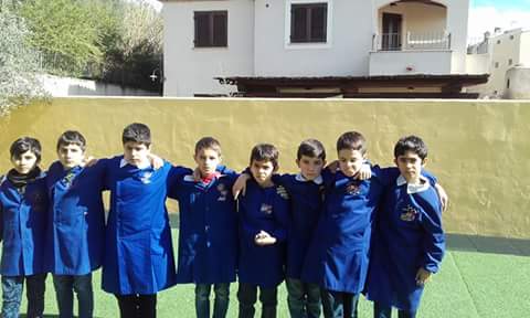 Commovente omaggio a Davide Astori dei bambini di Santa Maria Navarrese Commovente omaggio a Davide Astori dei bambini di Santa Maria Navarrese