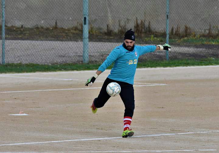 Calcio 2a Categoria F. Il numero uno del Solarussa Roberto Soro fa le carte del campionato