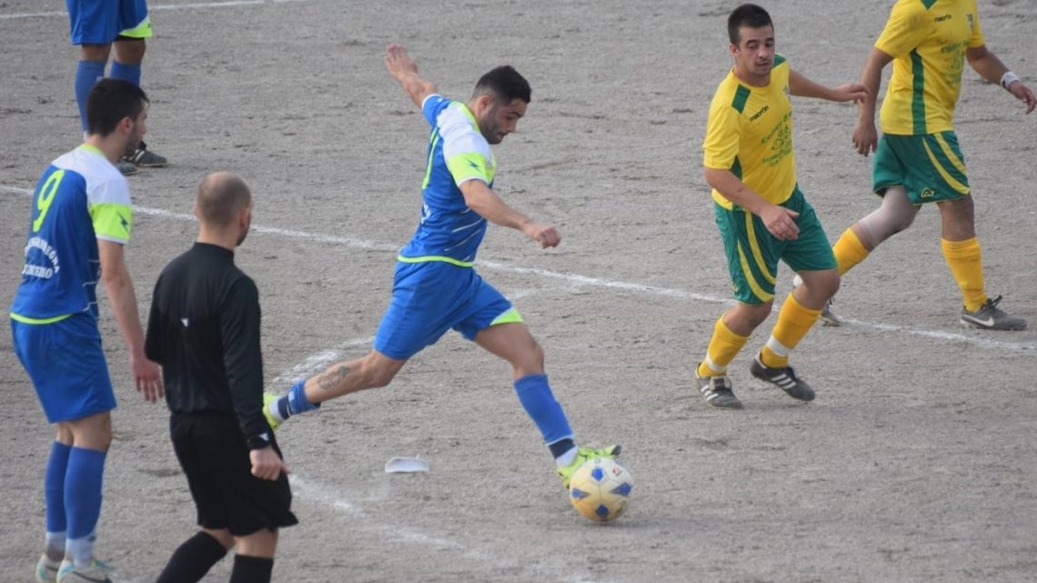 Calcio 2A Categoria F. Nurachi – Macomer gara già importante