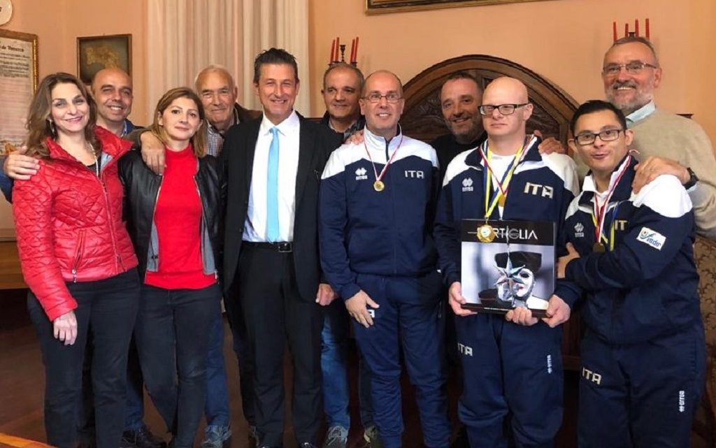 Basket Paralimpico. I campioni del mondo Spiga e Silesu premiati ad Oristano Basket Paralimpico. I campioni del mondo Spiga e Silesu premiati ad Oristano