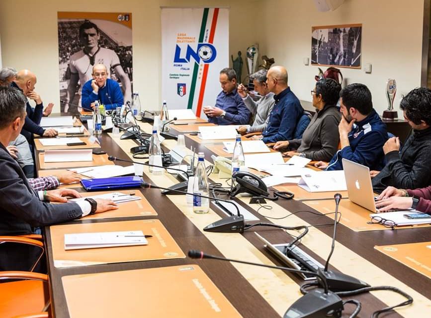 CALCIO REGIONALE/Si parte lunedì 23 novembre: ecco il calendario della comunicazione on line con le società CALCIO REGIONALE/Si parte lunedì 23 novembre: ecco il calendario della comunicazione on line con le società