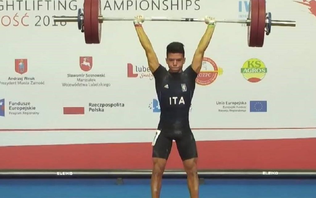 Video Notizia Pesi. Un grandissimo Sergio Massidda eguaglia il nuovo record mondiale.