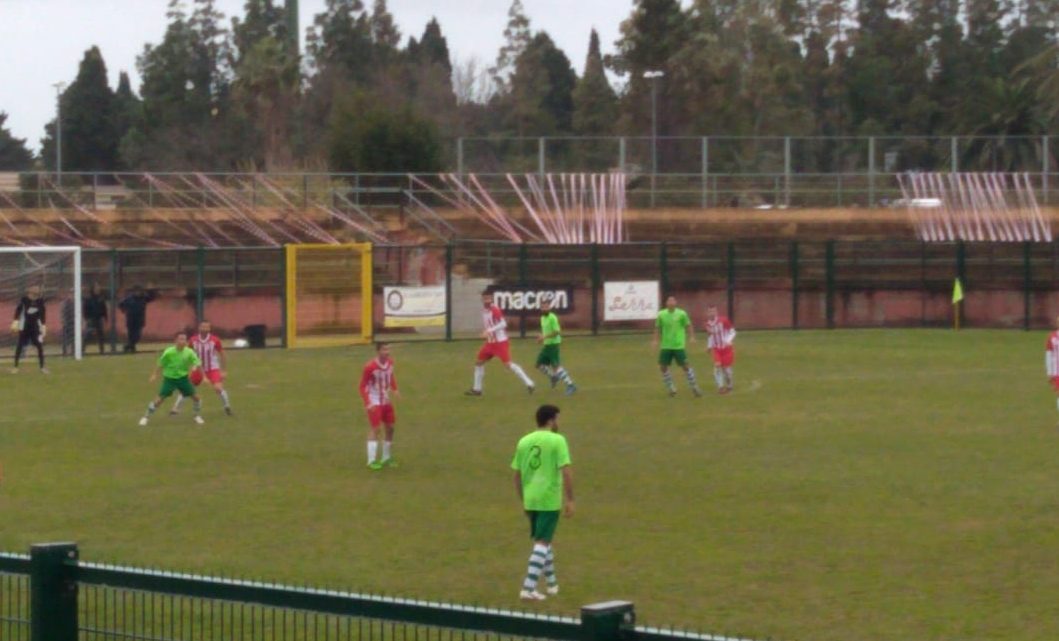 Video notizia calcio 1A categoria B. Terza vittoria consecutiva della Tharros 