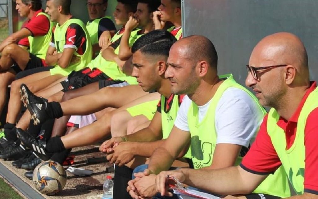 Calcio dilettanti. Nuova “dignità” per gli allenatori in seconda che potranno andare in panchina