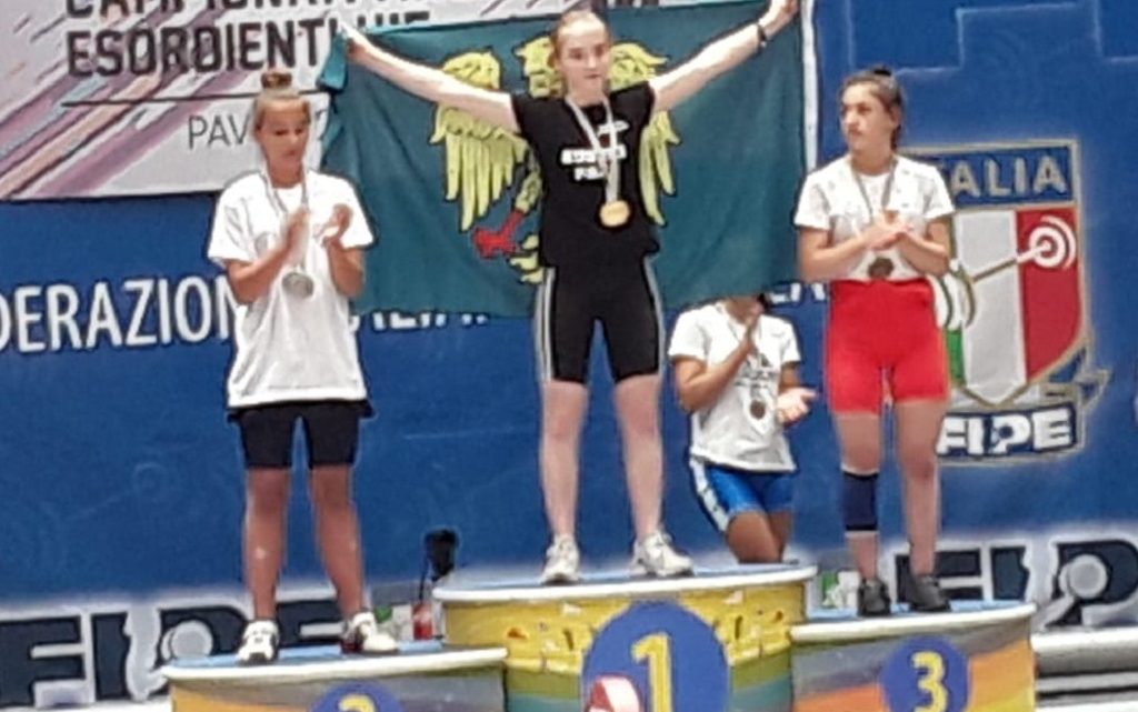 Sollevamento Pesi. Medaglia di Bronzo per la paulese Pirisinu ai campionati nazionali Sollevamento Pesi. Medaglia di Bronzo per la paulese Pirisinu ai campionati nazionali