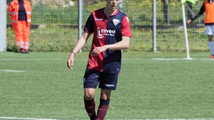 MATTEO COSSU/ Il centrocampista di Nuraxinieddu classe 2001 ex Cagliari e Olbia firma per il Vado in serie D