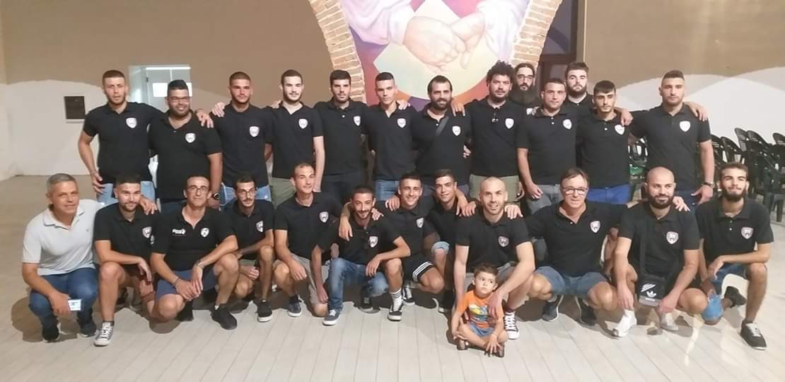 Calcio 2A categoria E. Gianni Serra e il Solarussa partono con grande entusiasmo Calcio 2A categoria E. Gianni Serra e il Solarussa partono con grande entusiasmo