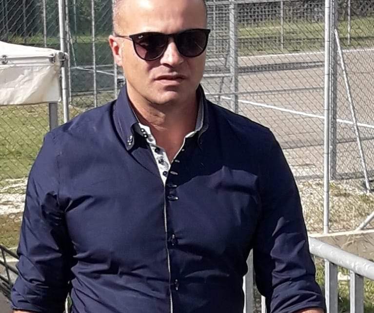 CALCIO 1A CATEGORIA C/ Esordio domenica per Gianfranco Pitalis che ha preso il posto del dimissionario Tore Mastio alla guida dell’Orani CALCIO 1A CATEGORIA C/ Esordio domenica per Gianfranco Pitalis che ha preso il posto del dimissionario Tore Mastio alla guida dell’Orani