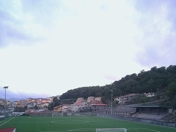 Calcio Eccellenza. Il Taloro Gavoi domenica ospita la capolista Carbonia nel “nuovo” Maristiai 