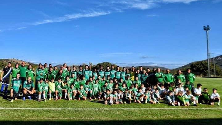 Calcio 1a Categoria. Il Pattada di mister Ferruccio Terrosu  festeggia il salto nella serie superiore