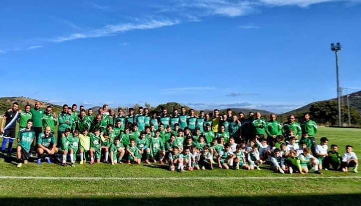 Calcio 1a Categoria. Il Pattada di mister Ferruccio Terrosu  festeggia il salto nella serie superiore