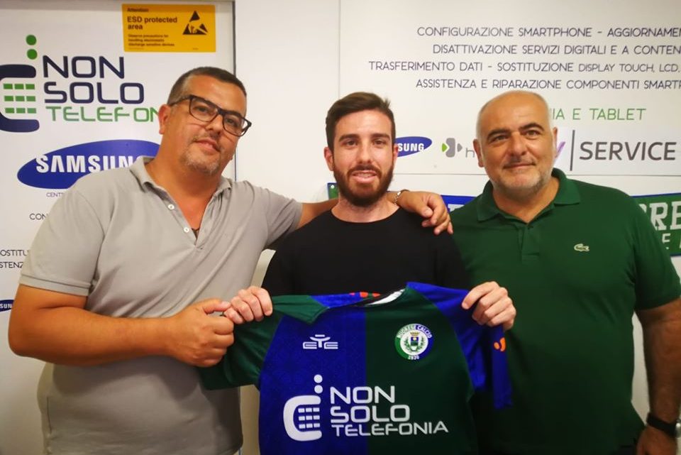 Calcio Eccellenza. La Nuorese attivissima sul mercato: acquista Pinna, conferma Sau e Santoro