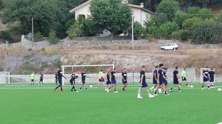 LE SQUADRE AL VIA/Partita la stagione numero 21 in Eccellenza del Taloro Gavoi. L’ elenco dei convocati di mister Mario Fadda