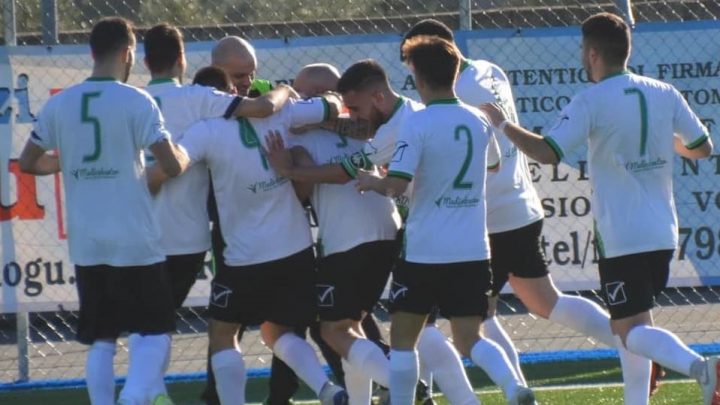 RIPESCAGGI CALCIO REGIONALE/Il Thiesi sul piede di guerra per il mancato salto di categoria in Eccellenza