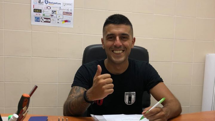 CALCIO 1A CATEGORIA/ L’ Oristanese e il tecnico Federico Trudu ai saluti dopo la lunga  collaborazione  