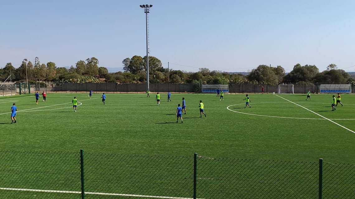 CALCIO PRIMI TEST ESTIVI/Al Taloro il triangolare di Thiesi, Guspini vittorioso con la Tharros, pari fra Paulese e Atletico Bono, il Tonara fa’ suo il derby con la Tonarese CALCIO PRIMI TEST ESTIVI/Al Taloro il triangolare di Thiesi, Guspini vittorioso con la Tharros, pari fra Paulese e Atletico Bono, il Tonara fa’ suo il derby con la Tonarese