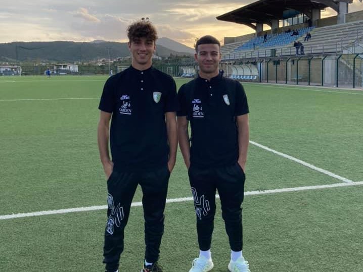 Calcio Eccellenza/L’oristanese Porcheddu e Serra fanno volare il Castiadas, Taloro esordio amaro a Guspini, Nuorese sprecona a Ossi Calcio Eccellenza/L’oristanese Porcheddu e Serra fanno volare il Castiadas, Taloro esordio amaro a Guspini, Nuorese sprecona a Ossi