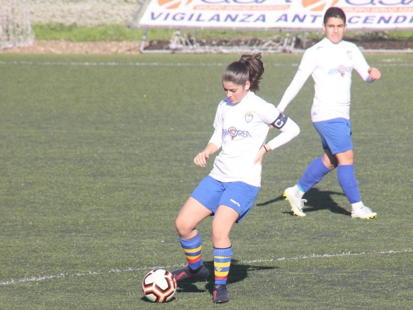 LE INTERVISTE/La giovane calciatrice del PGS Arborea Sofia Angioni punta a crescere e “sogna” la nazionale LE INTERVISTE/La giovane calciatrice del PGS Arborea Sofia Angioni punta a crescere e “sogna” la nazionale