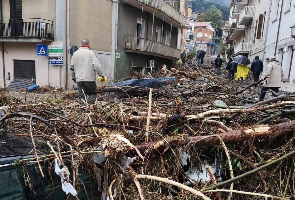FORZA BITTI/ Il mondo dello sport vicino alla comunità nuorese che piange tre morti dopo la tragica alluvione FORZA BITTI/ Il mondo dello sport vicino alla comunità nuorese che piange tre morti dopo la tragica alluvione