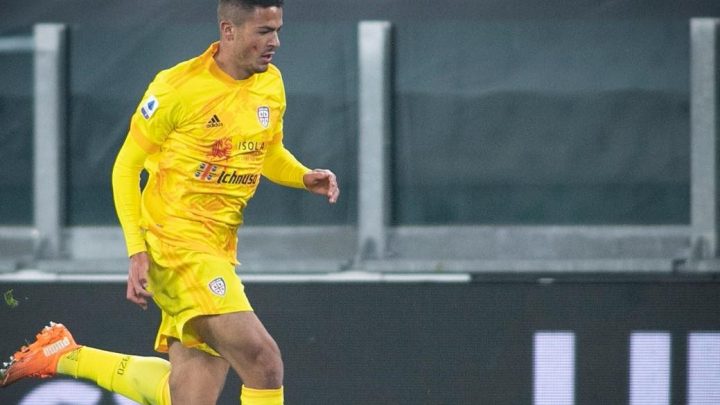 Il tonarese Andrea Carboni gioca da veterano nel Cagliari che ottiene un punto importante a Verona