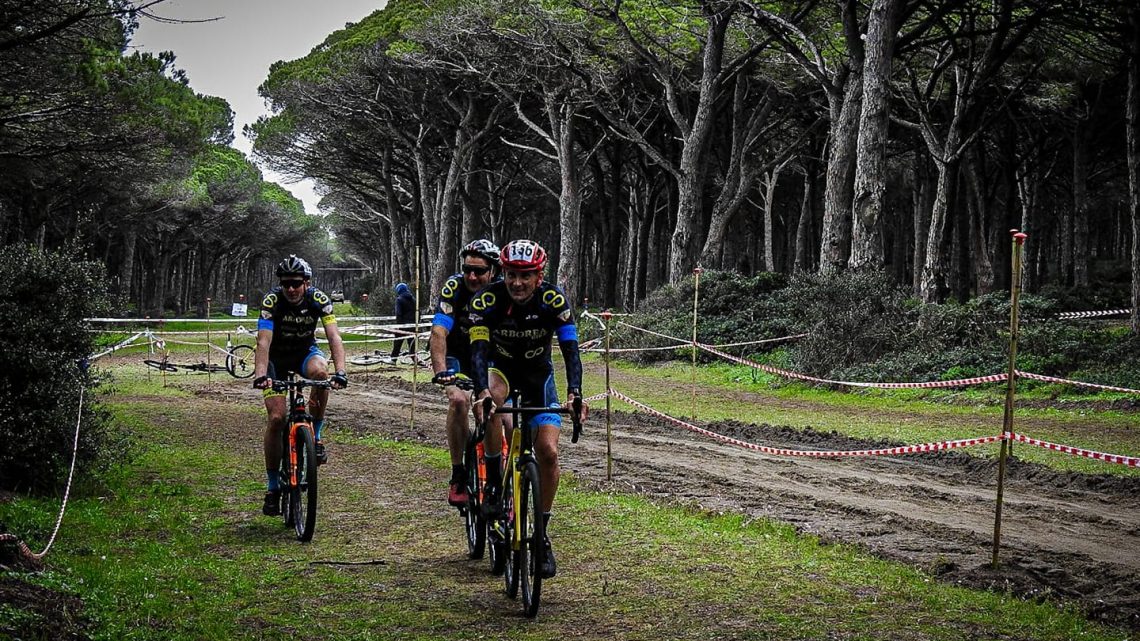 CICLOCROSS/ Ottimo successo ad Arborea per il “Trofeo Bruno Valente” CICLOCROSS/ Ottimo successo ad Arborea per il “Trofeo Bruno Valente”