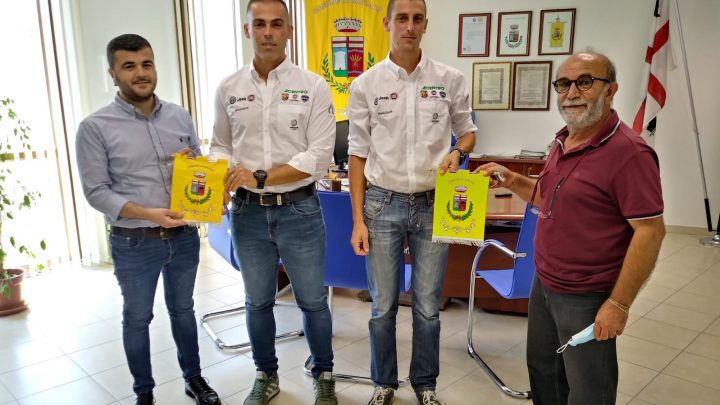 CICLISMO/ In partenza i due atleti di Bauladu per un tour in 11 nazioni  e complessivi 4000 km