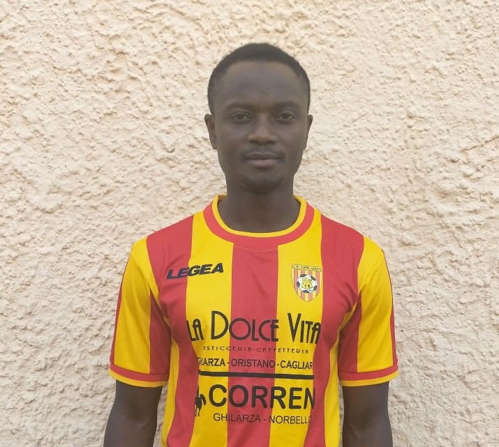 IN GIALLOROSSO ANCHE DOUKAR/ L’attaccante senegalese arriva a Ghilarza per far coppia con Mattia Caddeo IN GIALLOROSSO ANCHE DOUKAR/ L’attaccante senegalese arriva a Ghilarza per far coppia con Mattia Caddeo