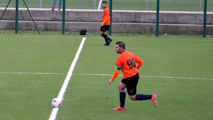 CONFERME TOP/ Settima stagione con la maglia del Simaxis  per il il leader Alessandro Pes giocatore dai piedi raffinati