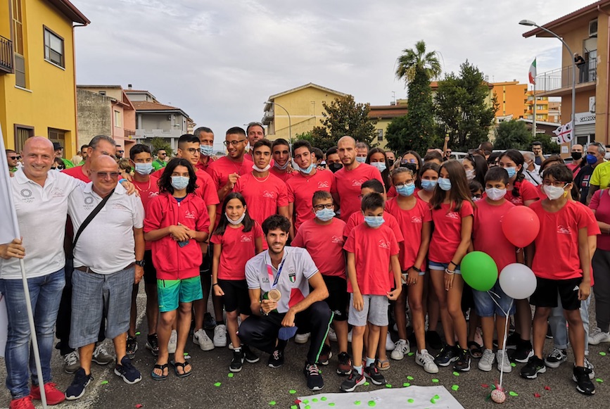 lI presidente Gian Marco Patta:” La medaglia olimpica di Stefano Oppo è da dedicare ai fondatori del Circolo Nautico Oristano Gianni Oppo e Silvestro Atzori. lI presidente Gian Marco Patta:” La medaglia olimpica di Stefano Oppo è da dedicare ai fondatori del Circolo Nautico Oristano Gianni Oppo e Silvestro Atzori.