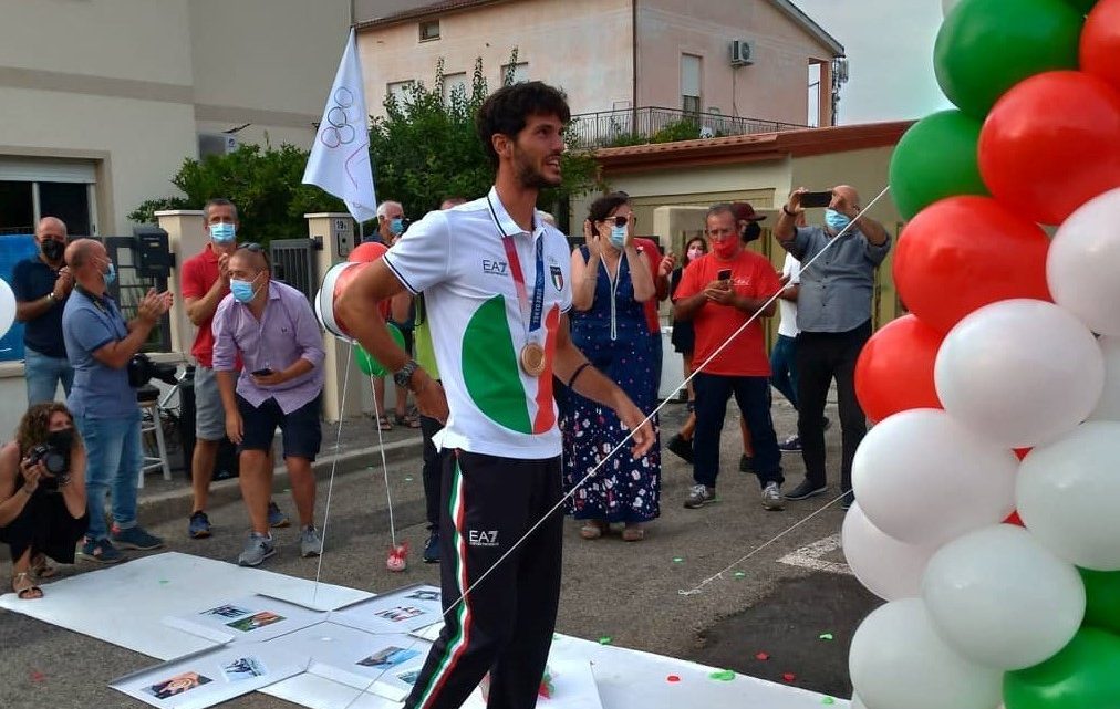 SPECIALE STEFANO OPPO/ La festa di Oristano per il campione olimpico e il suo invito ai ragazzi del Circolo Nautico Oristano:”Coltivate i vostri sogni e ogni traguardo come il mio potrà essere possibile” SPECIALE STEFANO OPPO/ La festa di Oristano per il campione olimpico e il suo invito ai ragazzi del Circolo Nautico Oristano:”Coltivate i vostri sogni e ogni traguardo come il mio potrà essere possibile”