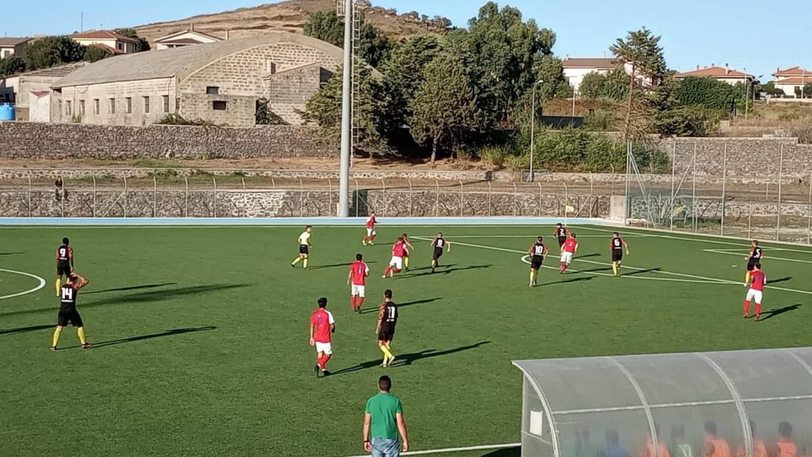 CALCIO ECCELLENZA/ Mattia ( doppietta) e Davide Caddeo fissano lo 0-3 per la prima vittoria stagionale con il Bosa CALCIO ECCELLENZA/ Mattia ( doppietta) e Davide Caddeo fissano lo 0-3 per la prima vittoria stagionale con il Bosa