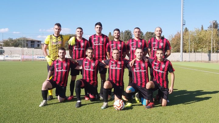 CALCIO 1A CATEGORIA D/ Atletico Bono e San Nicola Ozieri a meno 4 dalla capolista Abbasanta
