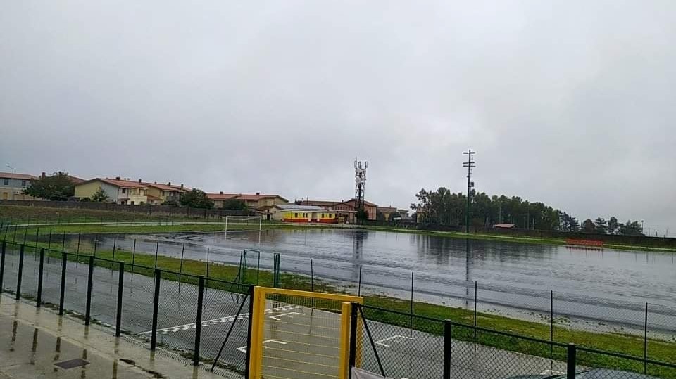 CALCIO 2° CATEGORIA/ Vince la pioggia: tutte rinviate le partite del girone F, non si è giocata Bolotanese – Burgos nel girone E CALCIO 2° CATEGORIA/ Vince la pioggia: tutte rinviate le partite del girone F, non si è giocata Bolotanese – Burgos nel girone E
