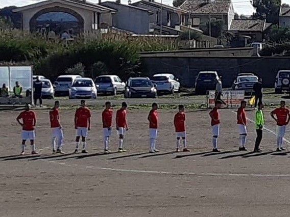 CALCIO 3A CATEGORIA/ L’ AC Ales ritorna nel calcio a 11 con la presidenza di Mauro Turnu e un gemellaggio con la Triestina CALCIO 3A CATEGORIA/ L’ AC Ales ritorna nel calcio a 11 con la presidenza di Mauro Turnu e un gemellaggio con la Triestina