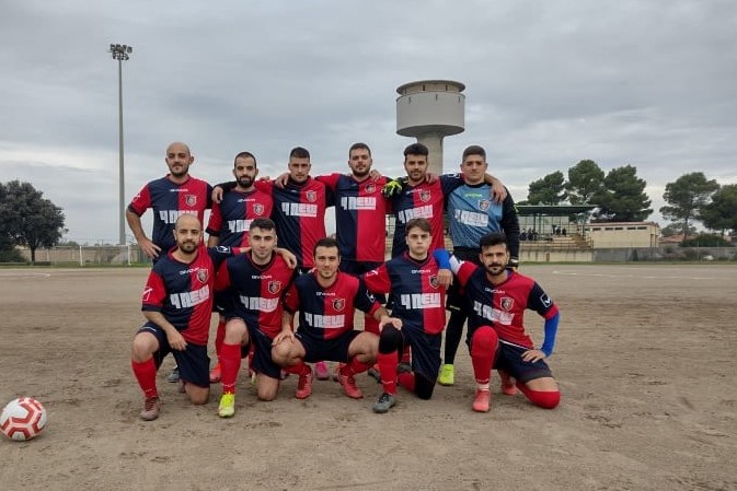 CALCIO 3A CATEGORIA ORISTANO/ Progetto di crescita in 3 stagioni per il Siamanna di mister Jimmy Tuveri CALCIO 3A CATEGORIA ORISTANO/ Progetto di crescita in 3 stagioni per il Siamanna di mister Jimmy Tuveri